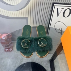 Louis Vuitton Slippers